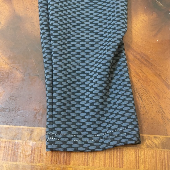 Amazon Booty Lift Leggings Small - Picture 3 of 7